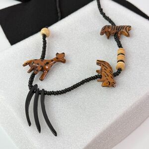 Vintage| Safari Carved Wood Animal Necklace | Zebra Giraffe Lion Tiger